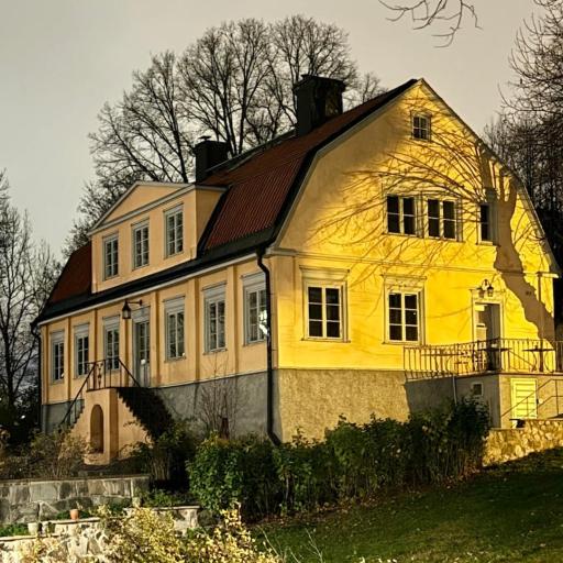 Lilla Frösunda Herrgård Guest Suite Upstairs, undefined