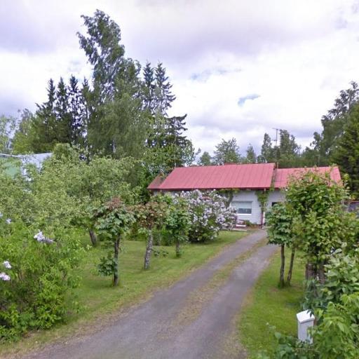 Private house with top location - Koko omakotitalo suurella pihalla ja puusaunalla, undefined