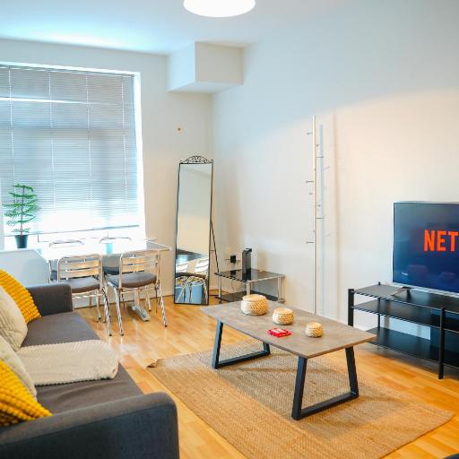 Lovely Spacious Apartment At Temple Bar, undefined