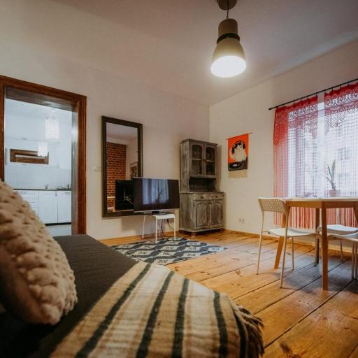 Off Piotrkowska Spot, undefined