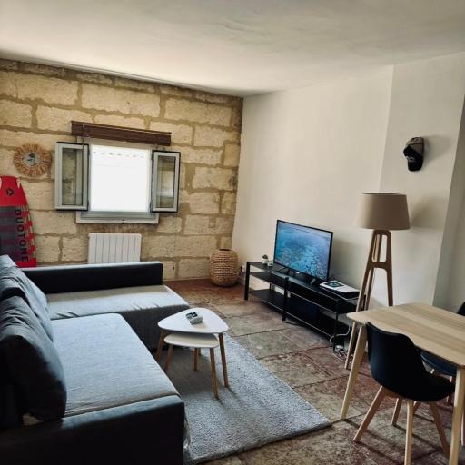 Appartement T2 Cosy - Centre Historique - Rue Saint Guilhem, undefined