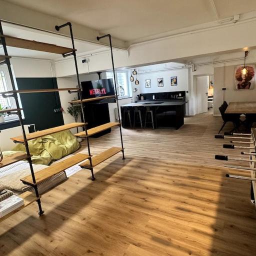 COZY City Loft with Parking I WiFi I Netflix, undefined