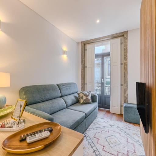 Almada Comfy, undefined