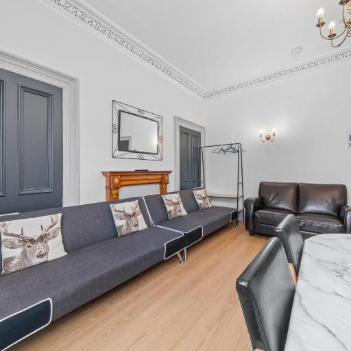 Central Inverness Hideaway - 2 Bedroom Flat, undefined