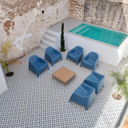 El patio azul, undefined