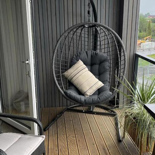 Airport 10mins apartment with free parking, undefined