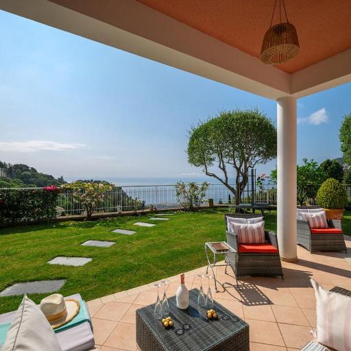 Villa Julia - Vue Mer - Jardin - Parking privé -, undefined