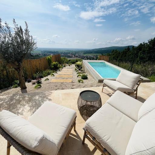 Apartment with the view and private garden, undefined