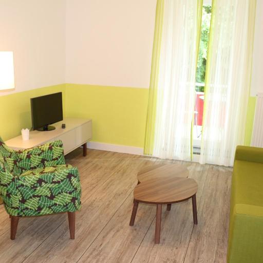 Travel Apartments, undefined