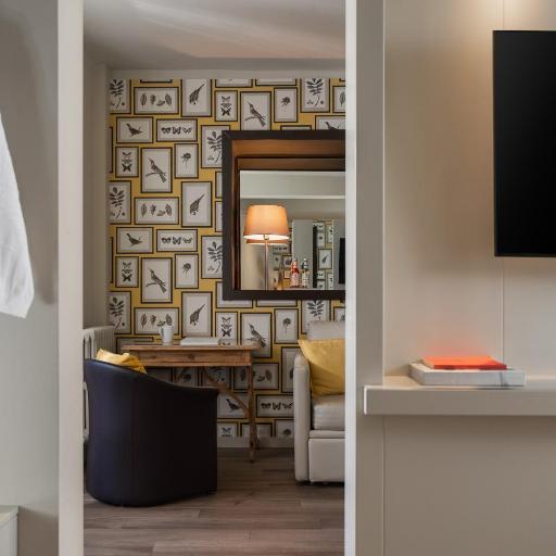 Hotel Titano, undefined