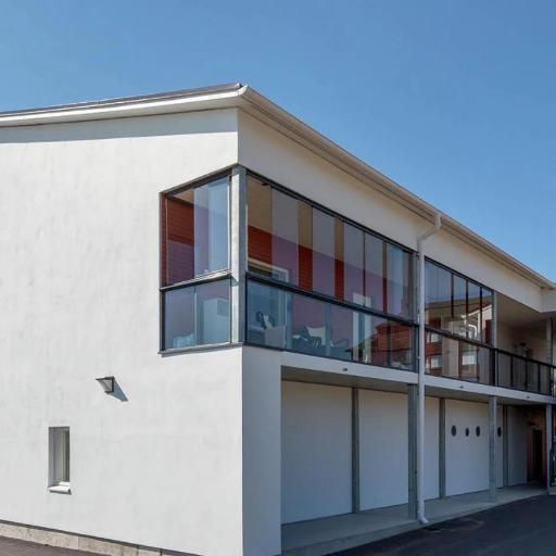 Kaksio meren läheisyydessä, undefined