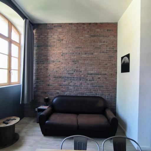 Lovely space TVG Parking, undefined