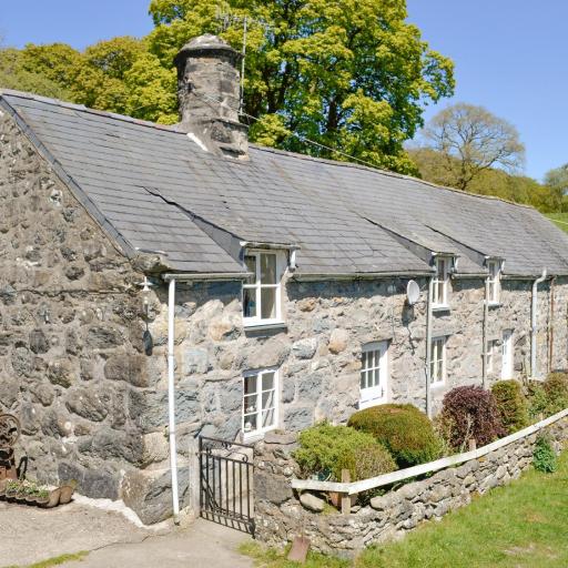 Hen Hafod, undefined