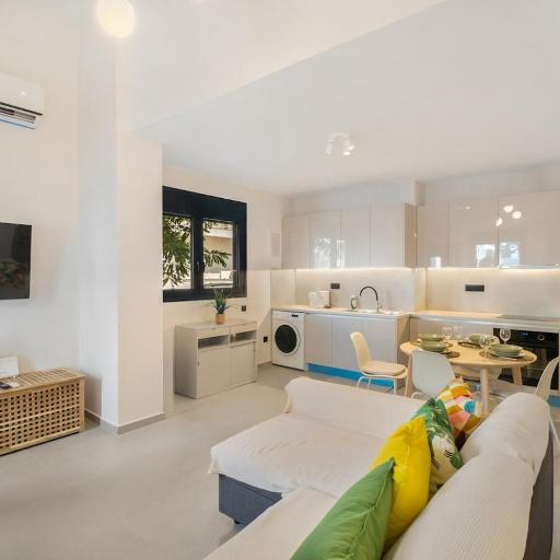 EliGna Flat- Essential Comfort, undefined