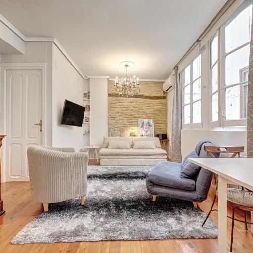 Heart of Pamplona Apartments II by clabao, undefined