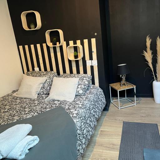 charmant duplex 6, undefined