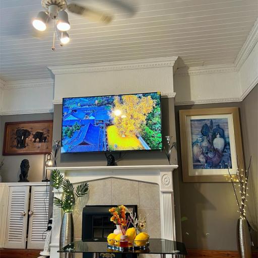 Empire House, undefined