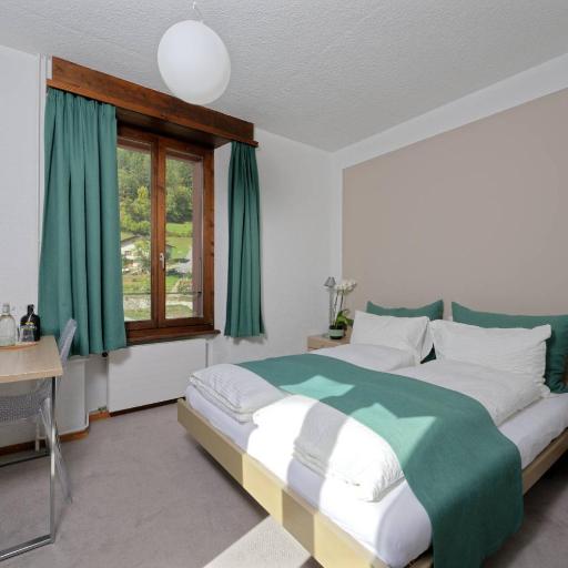 Quai de l'Ours, undefined