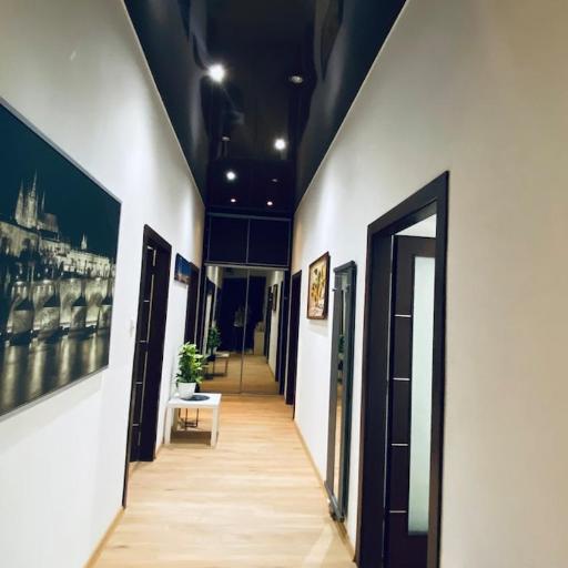 Emperor apartment in centre, undefined