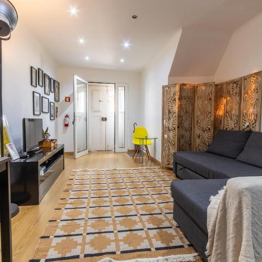 Home Lisbon 1, undefined