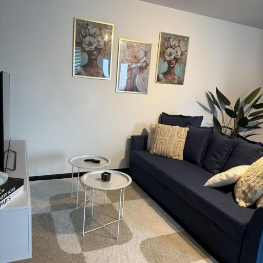 Urban Cocoon, undefined