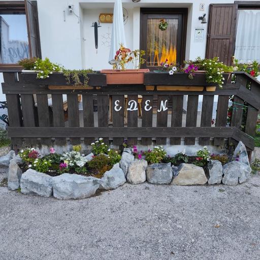 Il Giardino dell'Eden, undefined