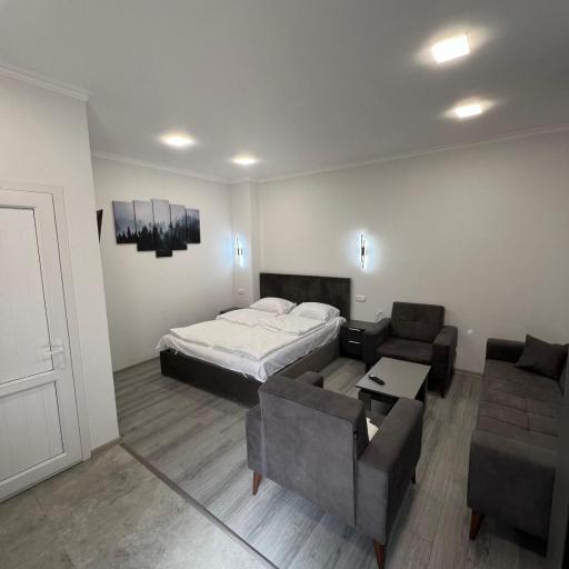 Station House EVN, undefined