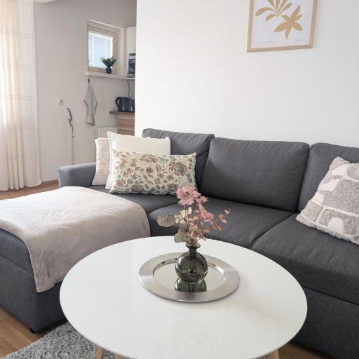 18 - Cozy apartment with view, top 7th floor, undefined