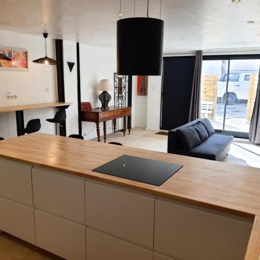 Quiet house for 6 people with parking - 5 minutes from Timone University Hospital, undefined