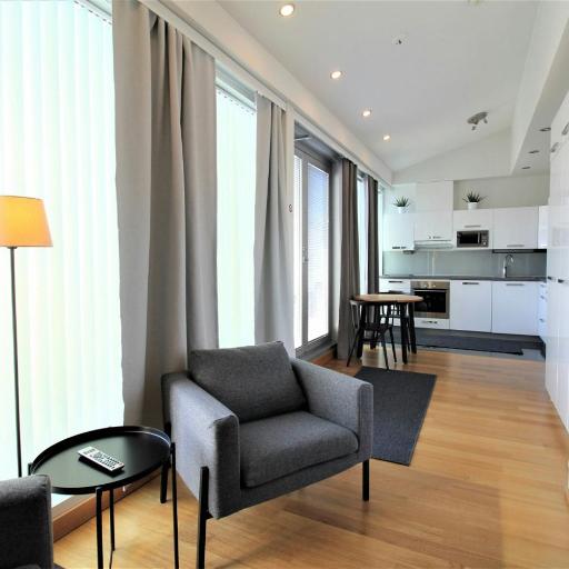 Central Studio for 2, undefined