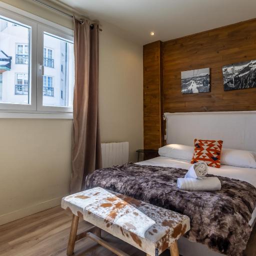 Lujo a pie de pista en Plaza Andalucía, Sierra Nevada, undefined