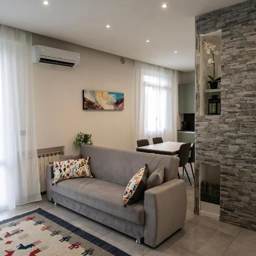 HouSmart Fiesso 9, undefined