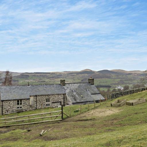 3 Bed in Bala 91365, undefined