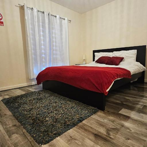 Charlotte Apartment, undefined