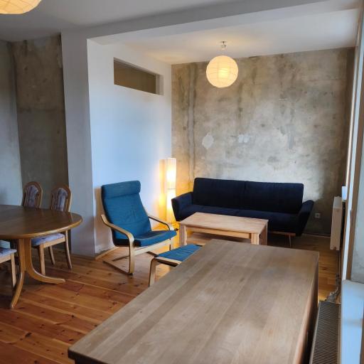 3,5 Zimmer-Wohnung mit Altbau-Charme, undefined