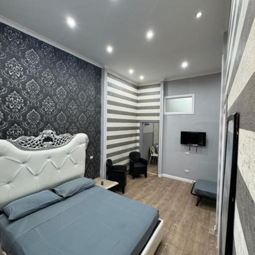 Partenope home, undefined