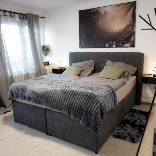 M House Do Modernes Privatzimmer mit Balkon & Self Check-in, undefined