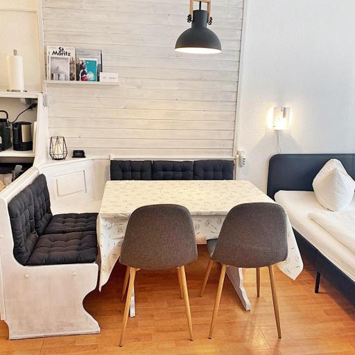 Gemütlich-zentral, 30m2, mit Parkplatz - A212, undefined