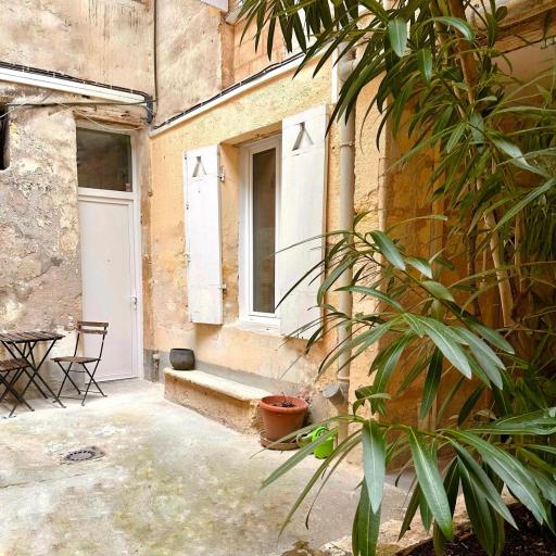 Charming little apartment in the heart of Bordeaux, undefined