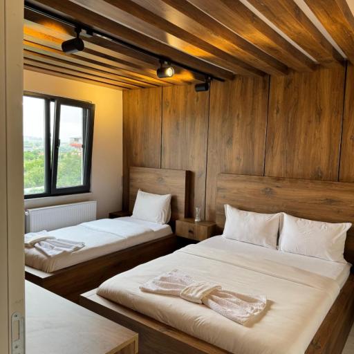 Lina Apart, undefined