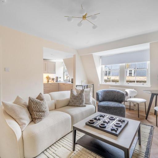 Central Bath Stay - Walk to Sites & Train Station, undefined