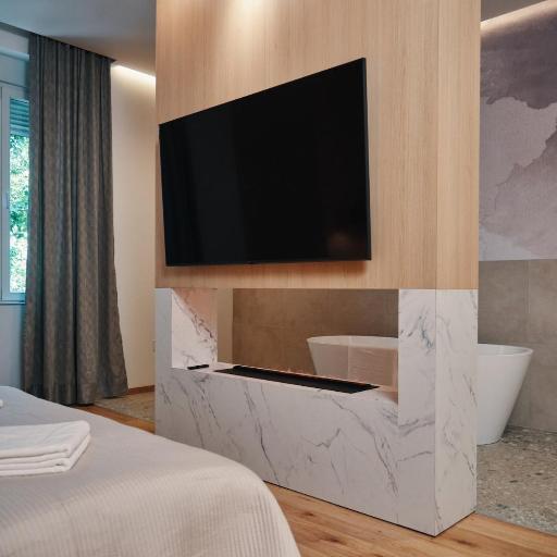 Nude Elegance Suite, undefined