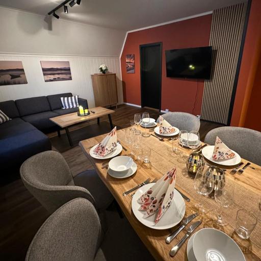 Urban 3-Bedroom Apartment in Central Tromsø - Cetus, undefined