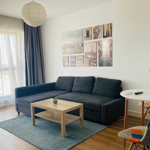 Old Town Escape Cozy Modern Flat near the Historic Center, undefined