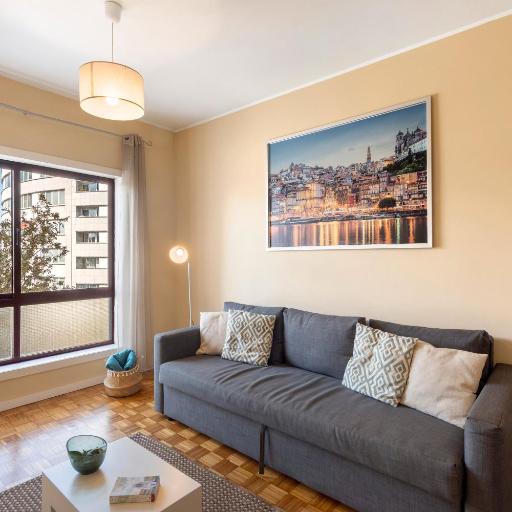 Destiny Oporto, undefined