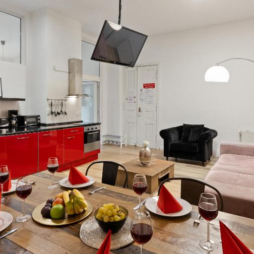 Your Central Urban Retreat, undefined