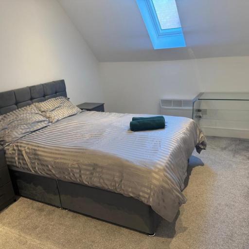 Epsom High Street Apartment 9, undefined