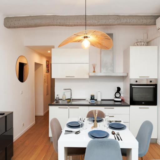 Immogroom – Cosy 1 Bedroom near Palais/Beach – A/C, undefined