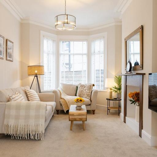 3-BR Home with Garden near Cardiff City Centre, undefined