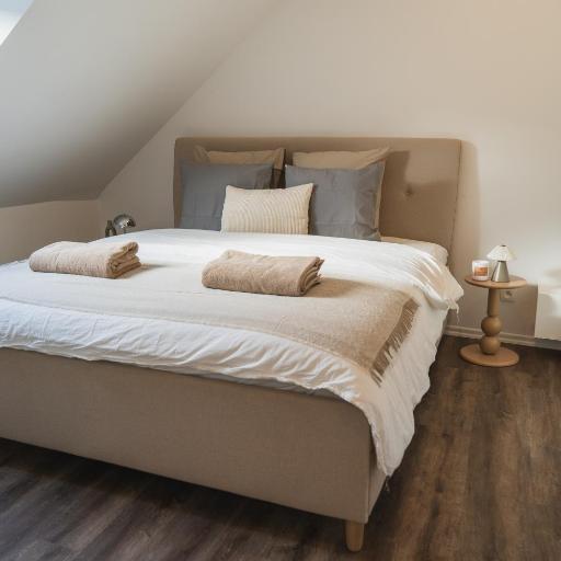 Cozy 1BR & Living Room Apartment, Just 15 Minutes to Downtown, undefined
